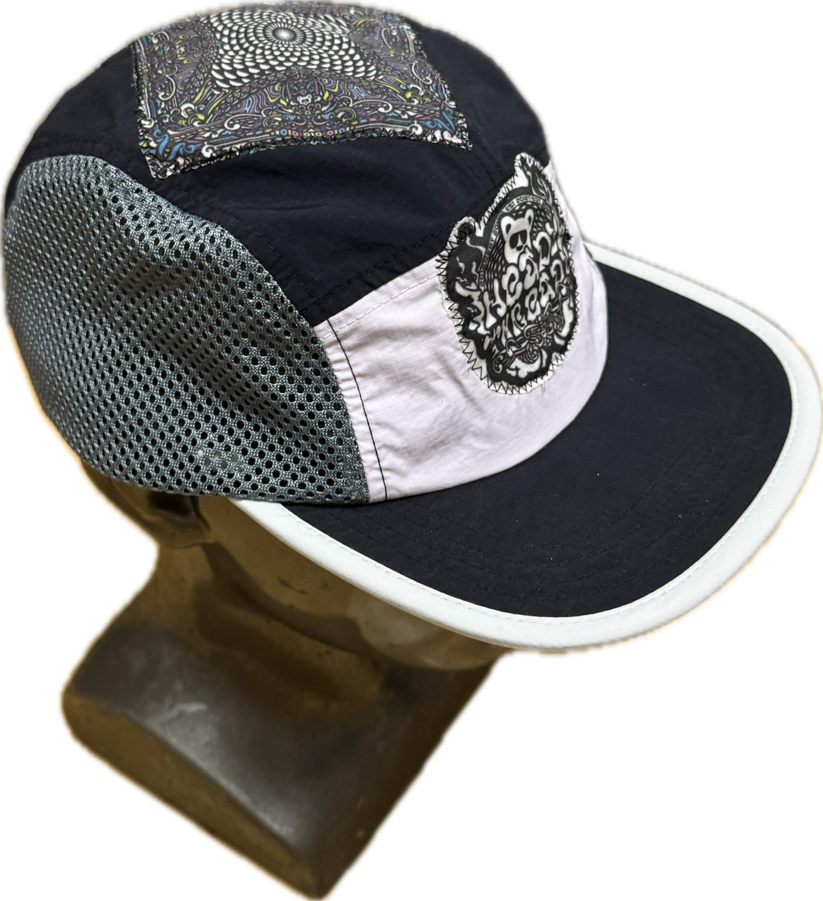 Heady Thready 001