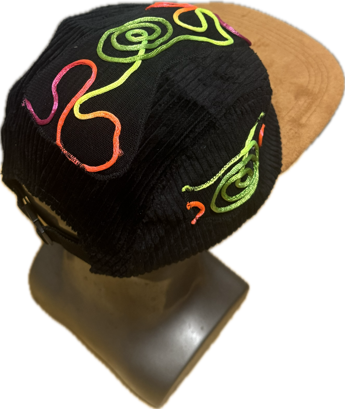 Squiggly Wiggly 001